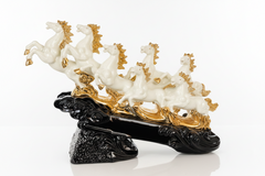 Luxury Running Horses Polyresin Decorative Sculpture