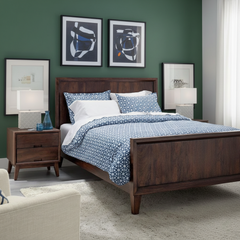 ELM FURNITURE Classical Vintage Bed